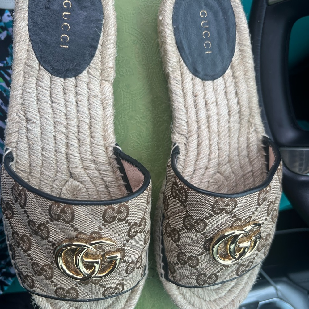 Gucci slides